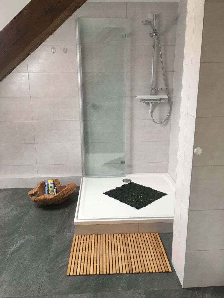 4AA8856C 17AE 4306 B2C5 3D0681C749AB 768x1024