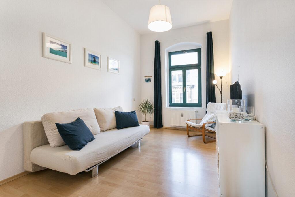 Ruhige Wohnung mit Balkon direkt am Szeneviertel in Dresden Fewo