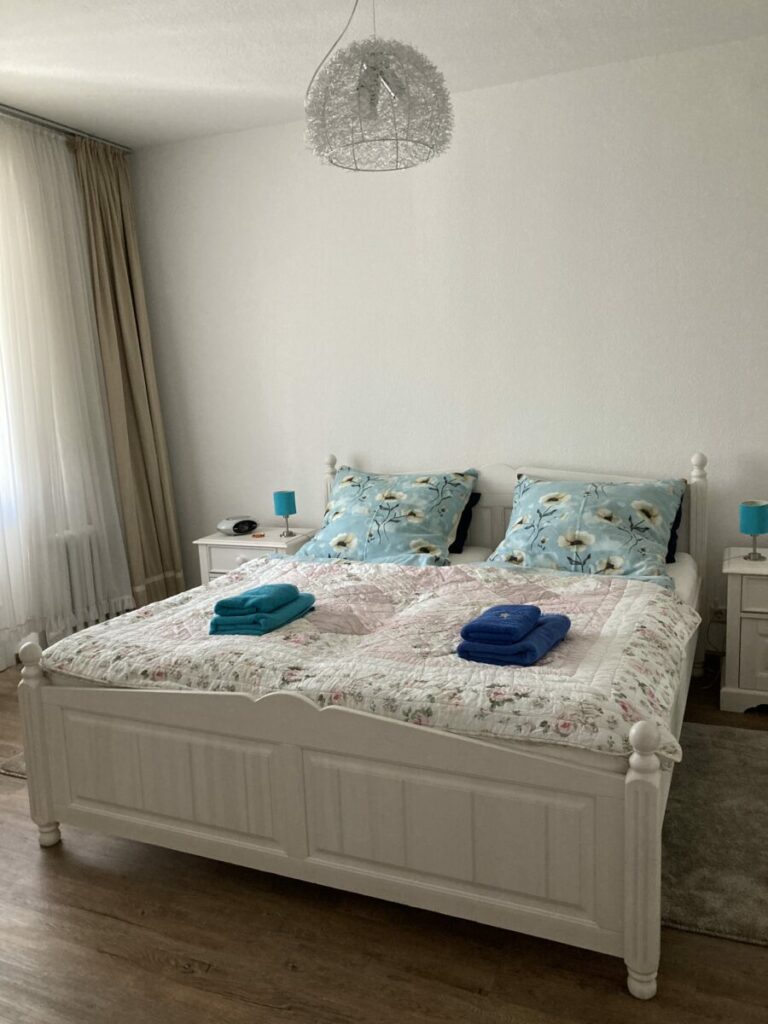 21EE0287 1153 41AD 96FD EAD21FFFDFC8 768x1024