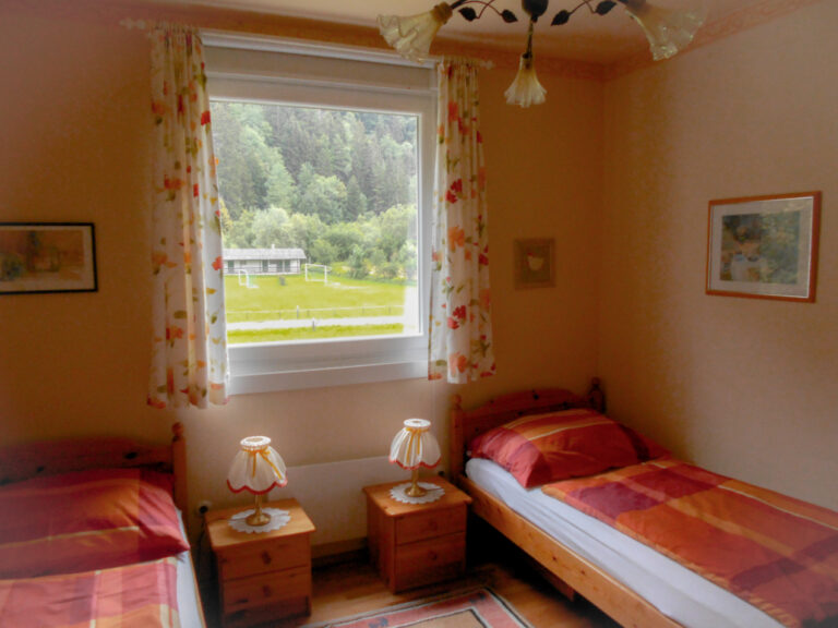 PSX 20200928 142322 1030x773 1 768x576