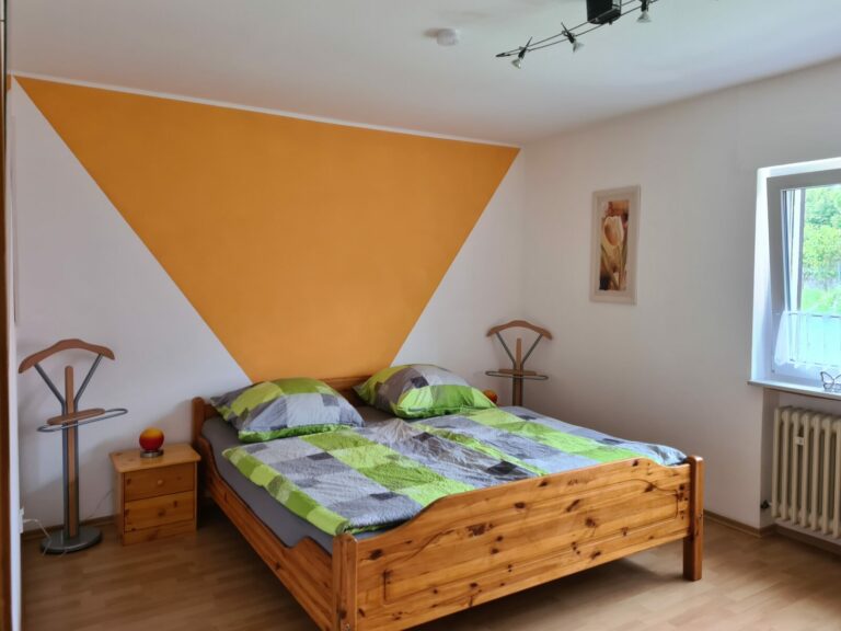 16536432513238275336245616837578 768x576