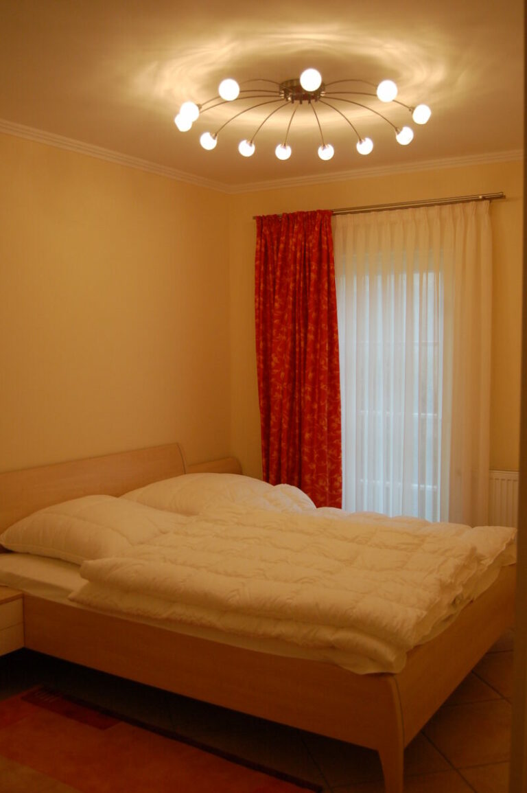 200803 KB 553 768x1155