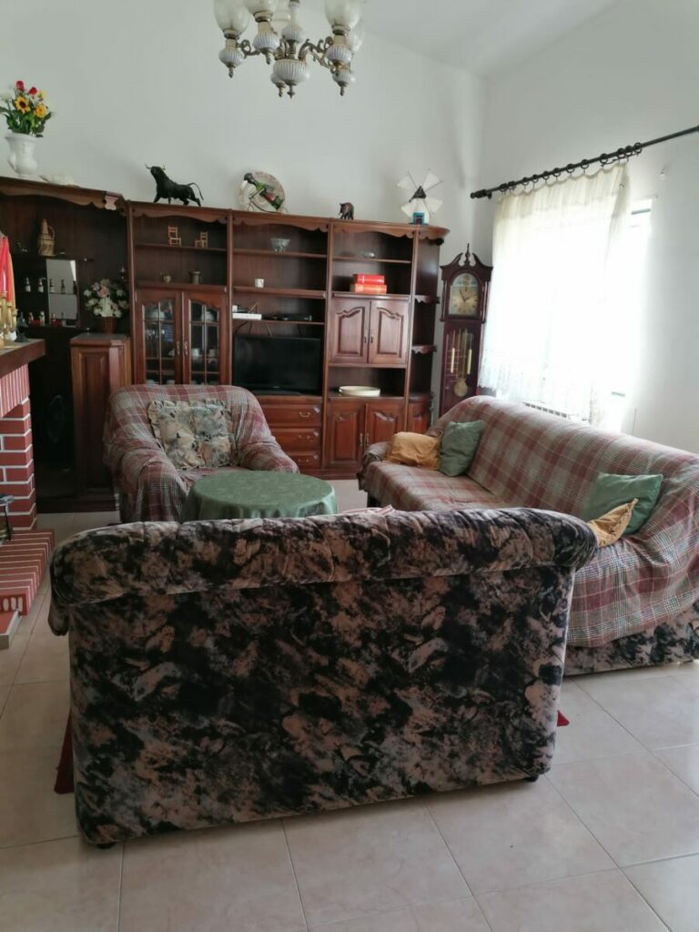 Wohnzimmer4 768x1024