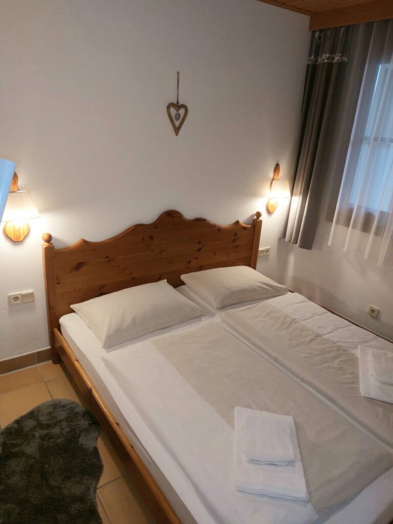 20230514 124041 768x1024