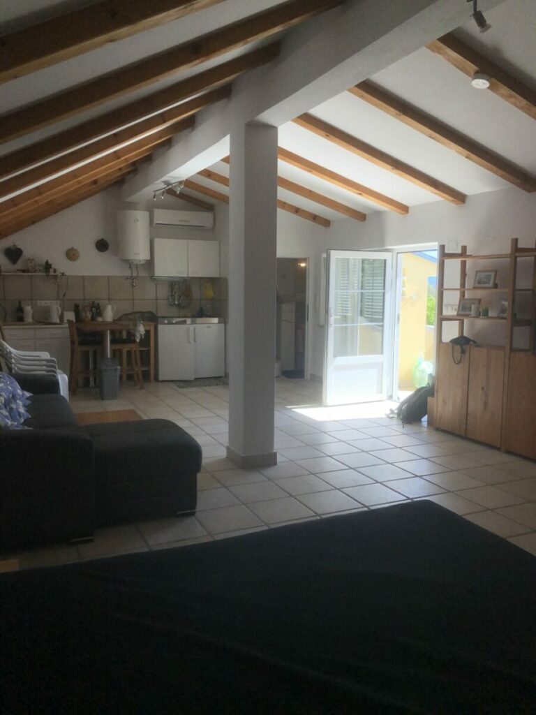 A Bribir 2. OG Appartment 768x1024