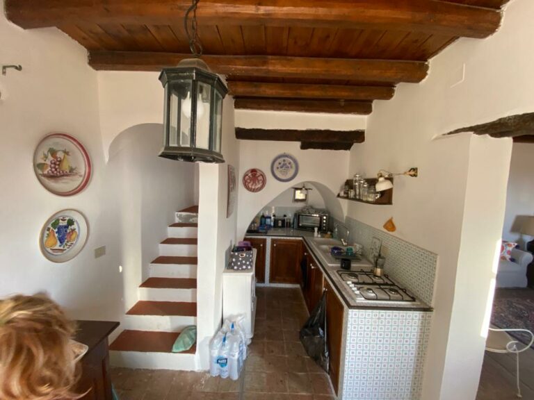 PHOTO 2023 09 13 15 37 20 4 768x576