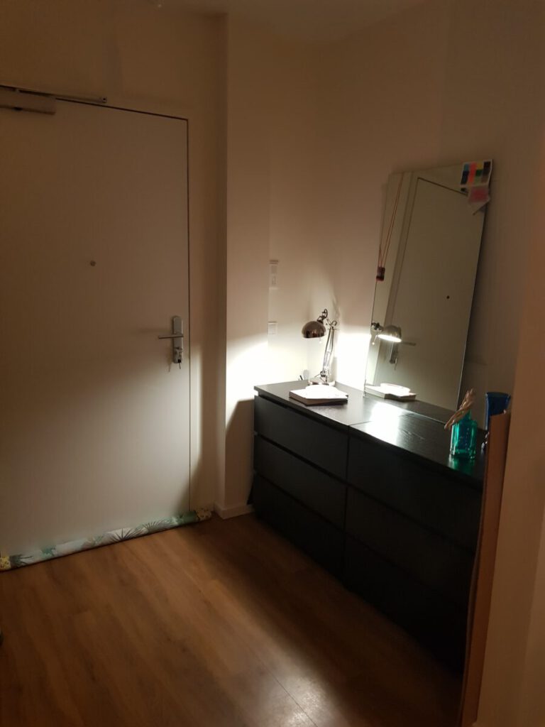 02 20241118 193307 768x1024