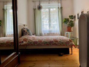 2B8A4D8F AC05 4329 A16A F7E72C1617FE 1 201 a 300x225