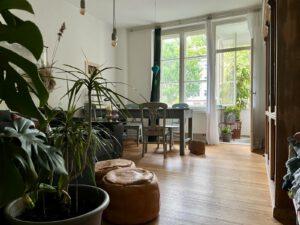 997DC1E8 9B83 438D 92DC 93760C5DA451 1 201 a 300x225