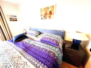 Schlafzimmer I 300x225