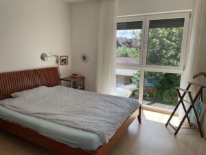 SchlafzimmerI 300x225