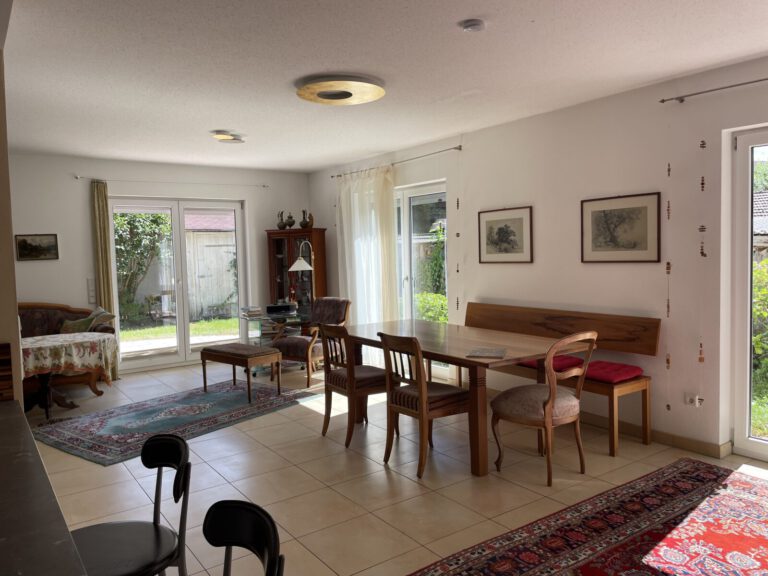 Wohnzimmer 768x576