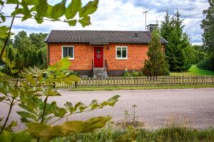 Haus mit Zweig 300x200