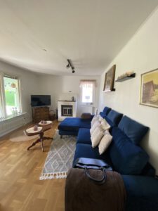 Wohnzimmer komplette Ansicht 225x300